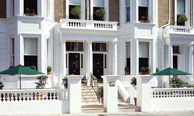 If you're looking for a boutique hotel in South Kensington, look no further than The Cranley London, a charming townhome nestled in a neighborhood setting.