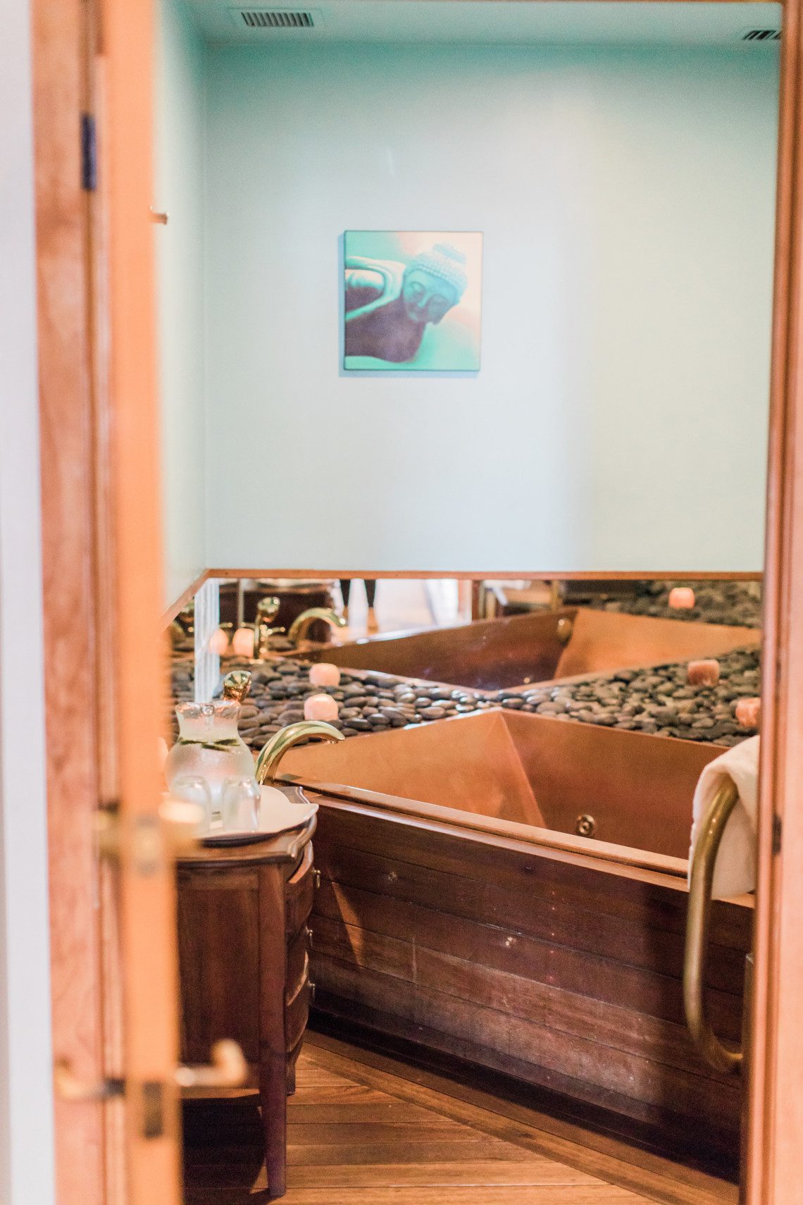 Looking for the best massage in LA? Look no further than Larchmont Sanctuary Spa on Larchmont.