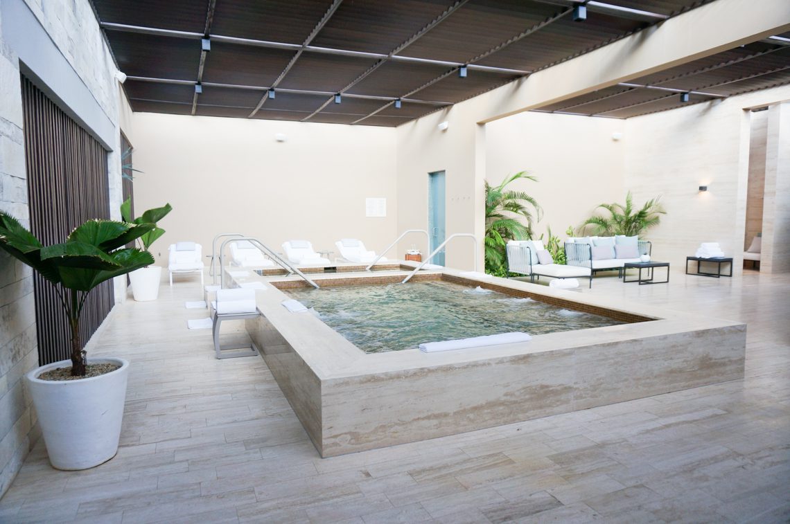 The indoor hot tub at Spa Montage, the best spa in Cabo San Lucas.